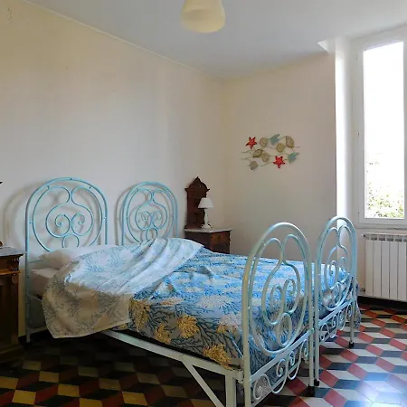 Signorile In Villa! * Levanto