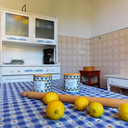 Signorile In Villa! Apartment *