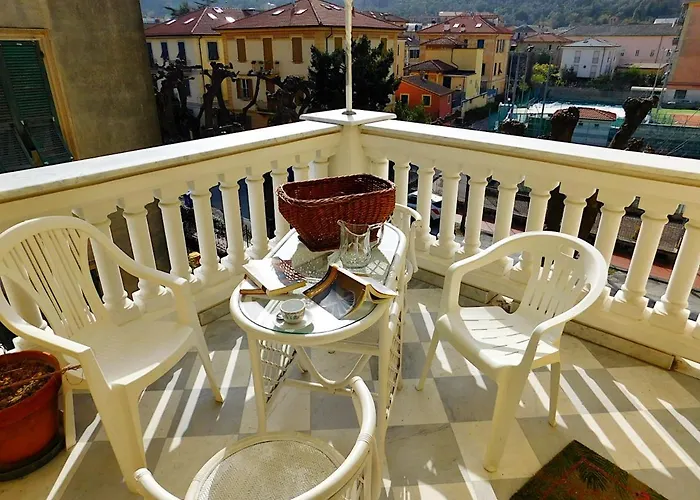 Apartamento Signorile In Villa! Levanto