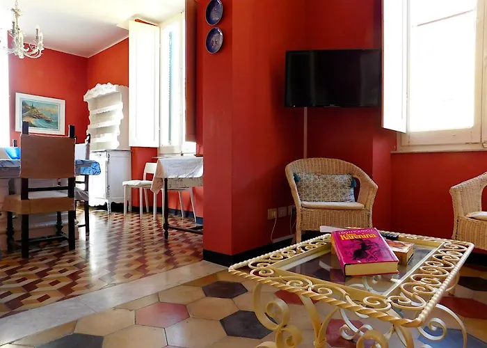 Apartamento Signorile In Villa! Levanto